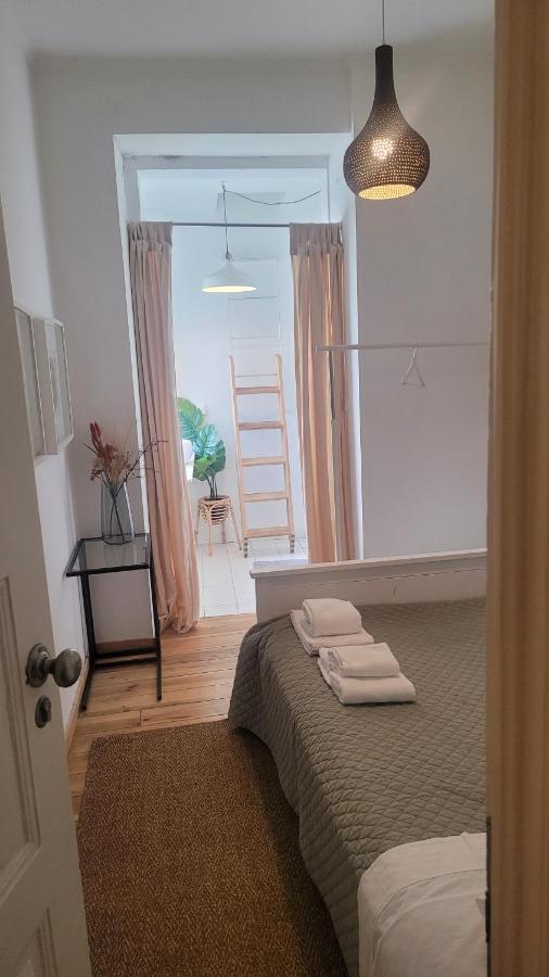Tiny Suite With Private Bathroom - Bairro Alto Lissabon Exterior foto