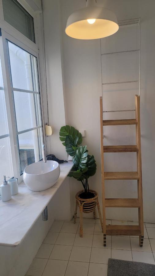 Tiny Suite With Private Bathroom - Bairro Alto Lissabon Exterior foto