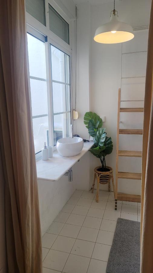Tiny Suite With Private Bathroom - Bairro Alto Lissabon Exterior foto